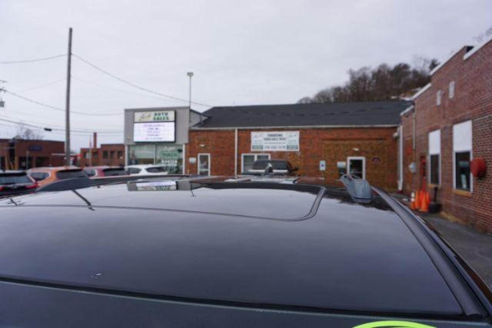 2015 Brilliant Black Crystal Pearlcoat /Black Jeep Grand Cherokee Limited (1C4RJFBG5FC) , located at 312 Centre Ave, Schuylkill Haven, PA, 17972, (570) 593-5278, 40.638130, -76.177383 - Photo#7