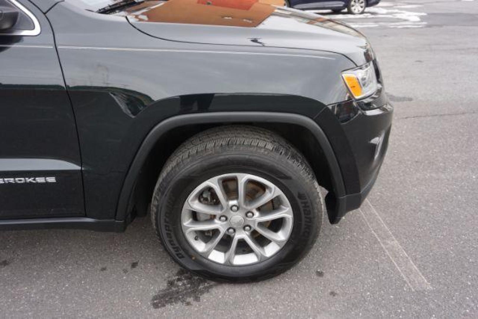 2015 Brilliant Black Crystal Pearlcoat /Black Jeep Grand Cherokee Limited (1C4RJFBG5FC) , located at 312 Centre Ave, Schuylkill Haven, PA, 17972, (570) 593-5278, 40.638130, -76.177383 - Photo#15