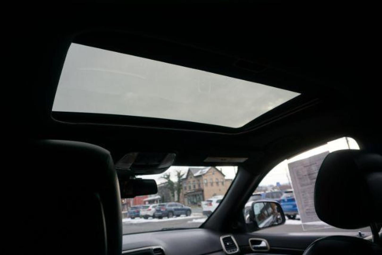 2015 Brilliant Black Crystal Pearlcoat /Black Jeep Grand Cherokee Limited (1C4RJFBG5FC) , located at 312 Centre Ave, Schuylkill Haven, PA, 17972, (570) 593-5278, 40.638130, -76.177383 - Photo#32