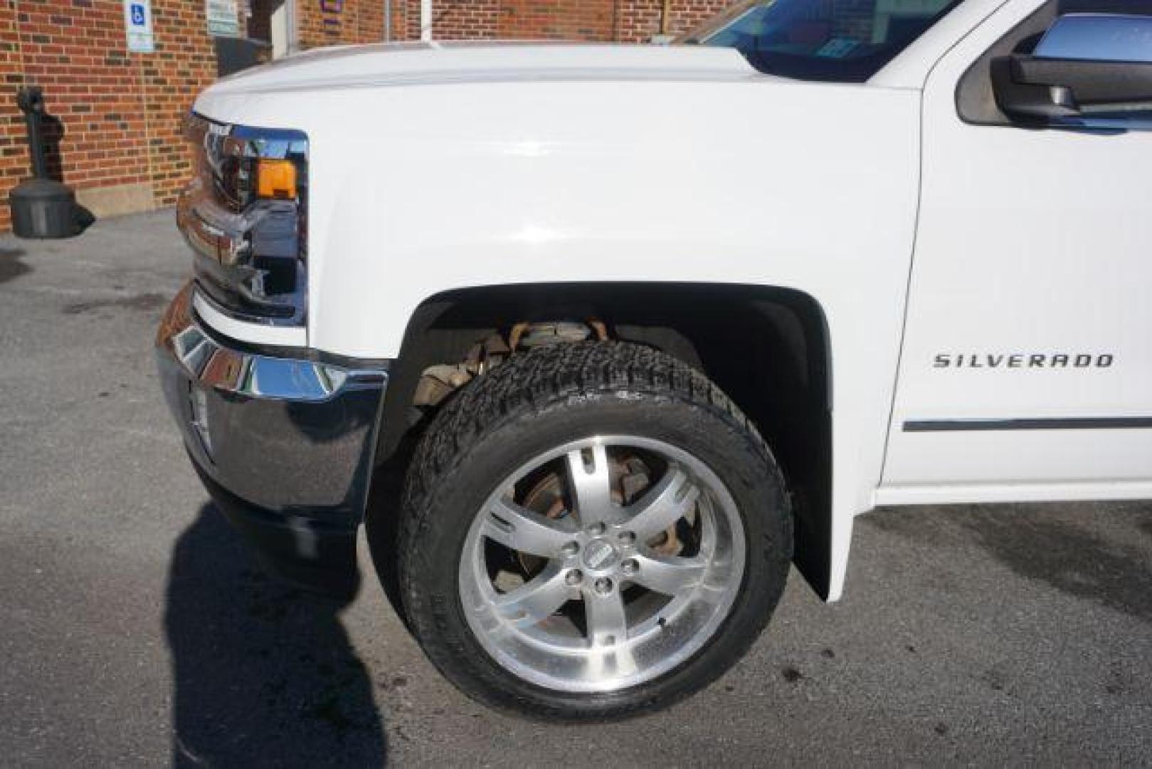 2017 Summit White /Jet Black Chevrolet Silverado 1500 1LZ (3GCUKSEJ2HG) with an EcoTec3 6.2L V-8 gasoline direct injection engine, located at 312 Centre Ave, Schuylkill Haven, PA, 17972, (570) 593-5278, 40.638130, -76.177383 - Photo#4