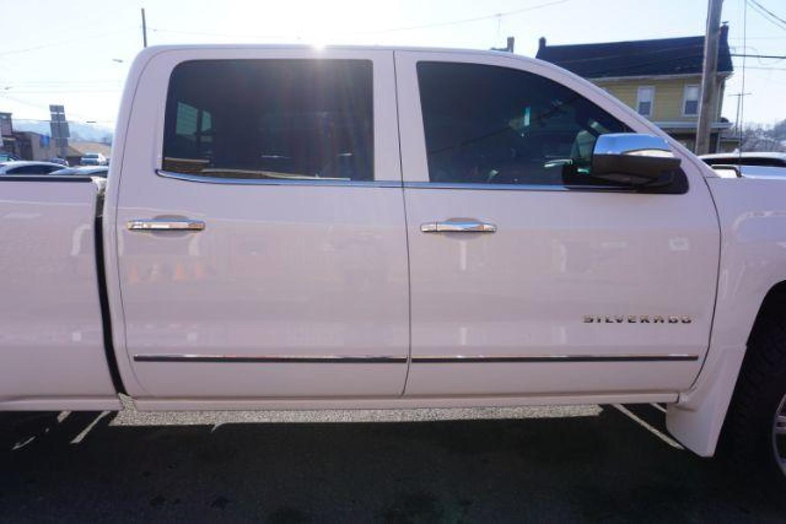2017 Summit White /Jet Black Chevrolet Silverado 1500 1LZ (3GCUKSEJ2HG) with an EcoTec3 6.2L V-8 gasoline direct injection engine, located at 312 Centre Ave, Schuylkill Haven, PA, 17972, (570) 593-5278, 40.638130, -76.177383 - Photo#14