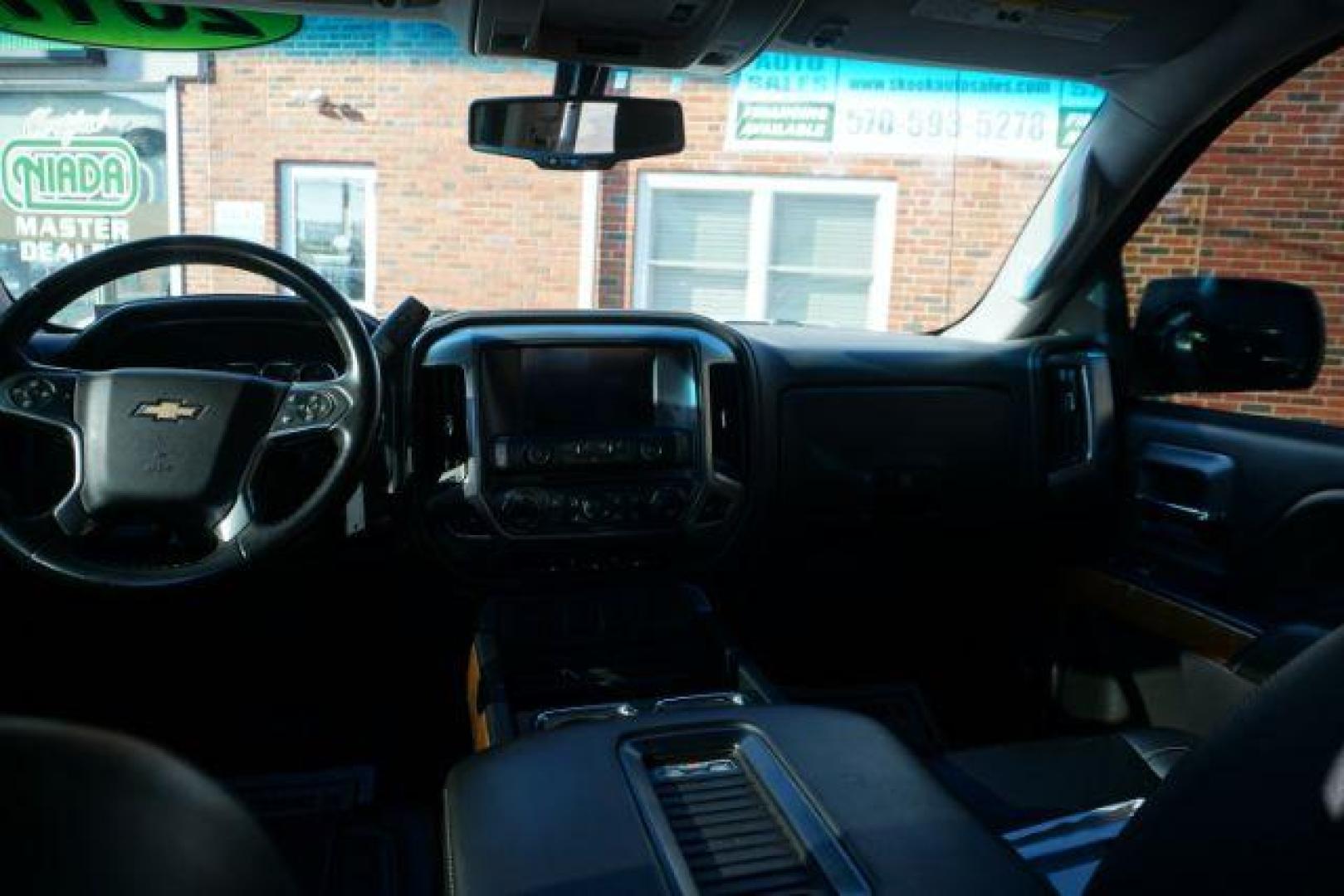 2017 Summit White /Jet Black Chevrolet Silverado 1500 1LZ (3GCUKSEJ2HG) with an EcoTec3 6.2L V-8 gasoline direct injection engine, located at 312 Centre Ave, Schuylkill Haven, PA, 17972, (570) 593-5278, 40.638130, -76.177383 - Photo#32