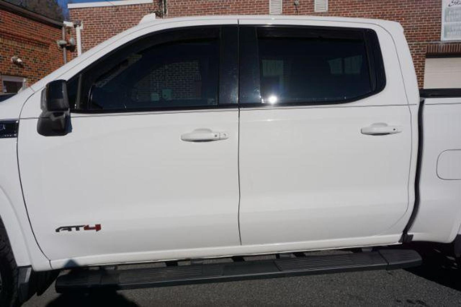 2019 Summit White /Jet Black w/Kalahari Accents GMC SIERRA 1500 AT4 (3GTP9EEL3KG) , located at 312 Centre Ave, Schuylkill Haven, PA, 17972, (570) 593-5278, 40.638130, -76.177383- Photo#5