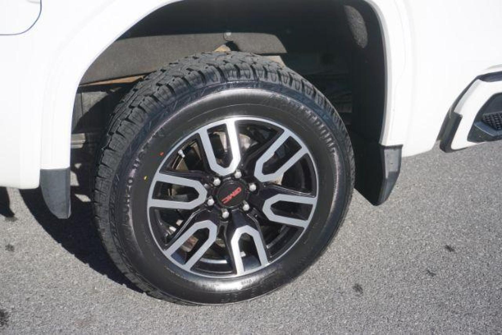 2019 Summit White /Jet Black w/Kalahari Accents GMC SIERRA 1500 AT4 (3GTP9EEL3KG) , located at 312 Centre Ave, Schuylkill Haven, PA, 17972, (570) 593-5278, 40.638130, -76.177383- Photo#7