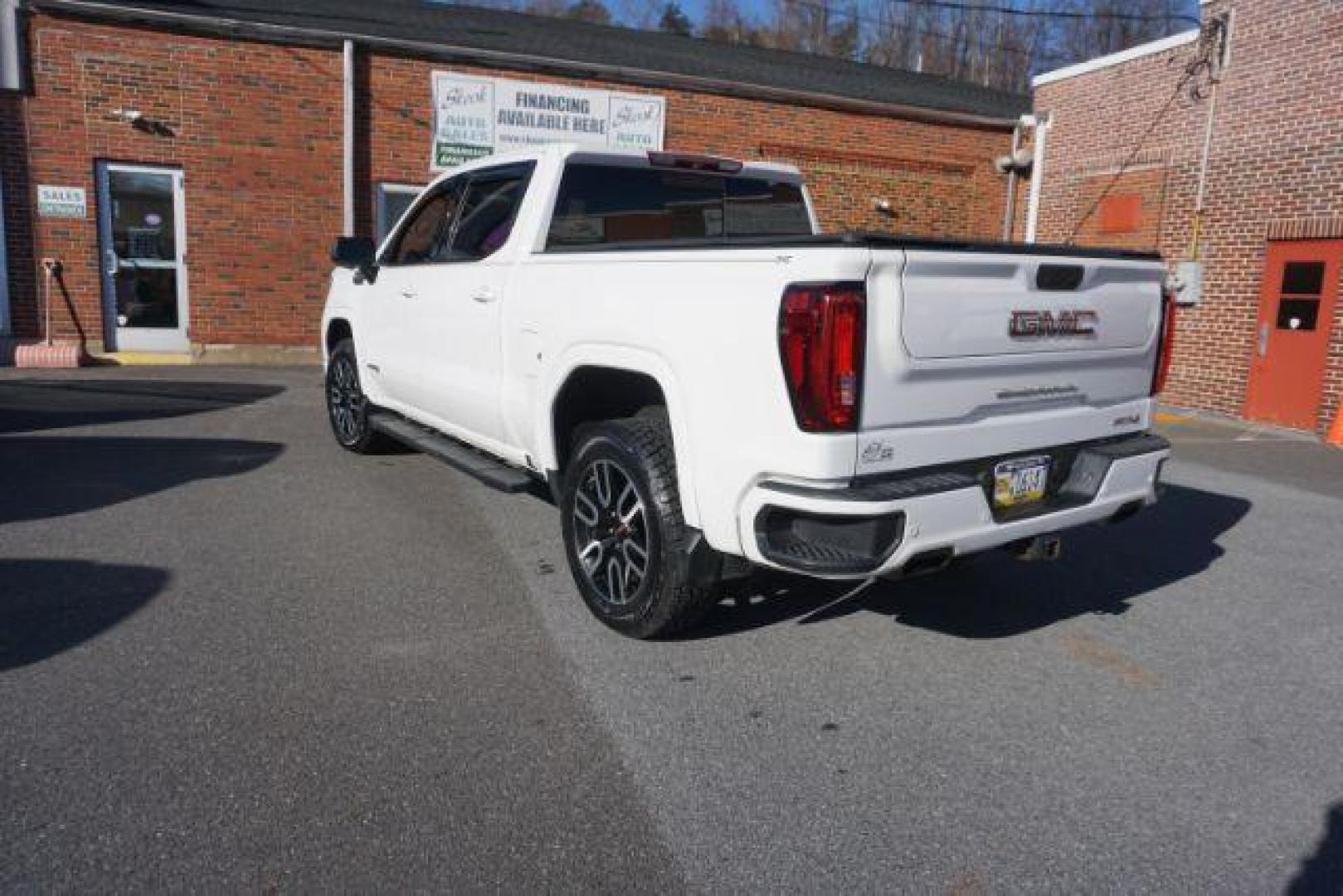 2019 Summit White /Jet Black w/Kalahari Accents GMC SIERRA 1500 AT4 (3GTP9EEL3KG) , located at 312 Centre Ave, Schuylkill Haven, PA, 17972, (570) 593-5278, 40.638130, -76.177383- Photo#8