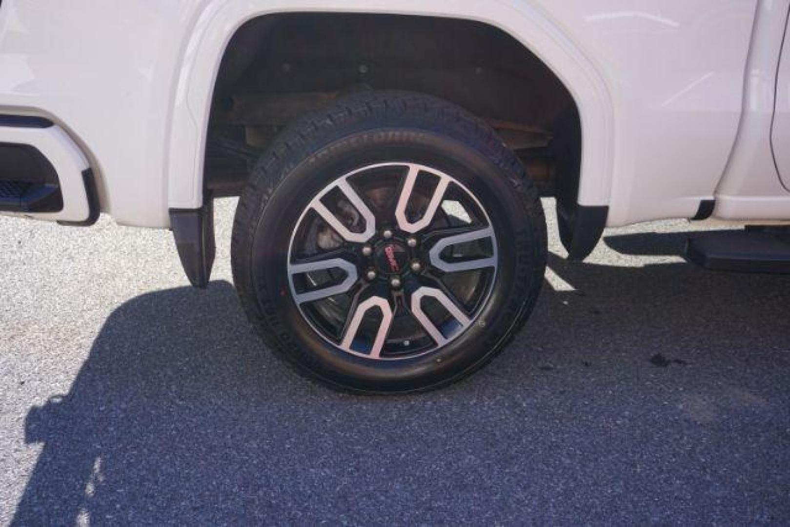 2019 Summit White /Jet Black w/Kalahari Accents GMC SIERRA 1500 AT4 (3GTP9EEL3KG) , located at 312 Centre Ave, Schuylkill Haven, PA, 17972, (570) 593-5278, 40.638130, -76.177383- Photo#16