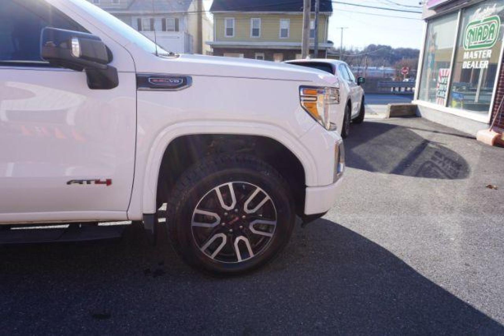 2019 Summit White /Jet Black w/Kalahari Accents GMC SIERRA 1500 AT4 (3GTP9EEL3KG) , located at 312 Centre Ave, Schuylkill Haven, PA, 17972, (570) 593-5278, 40.638130, -76.177383- Photo#18