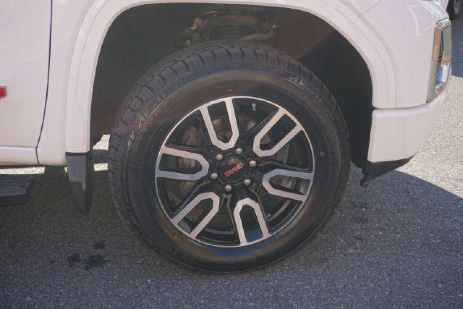 2019 Summit White /Jet Black w/Kalahari Accents GMC SIERRA 1500 AT4 (3GTP9EEL3KG) , located at 312 Centre Ave, Schuylkill Haven, PA, 17972, (570) 593-5278, 40.638130, -76.177383- Photo#19
