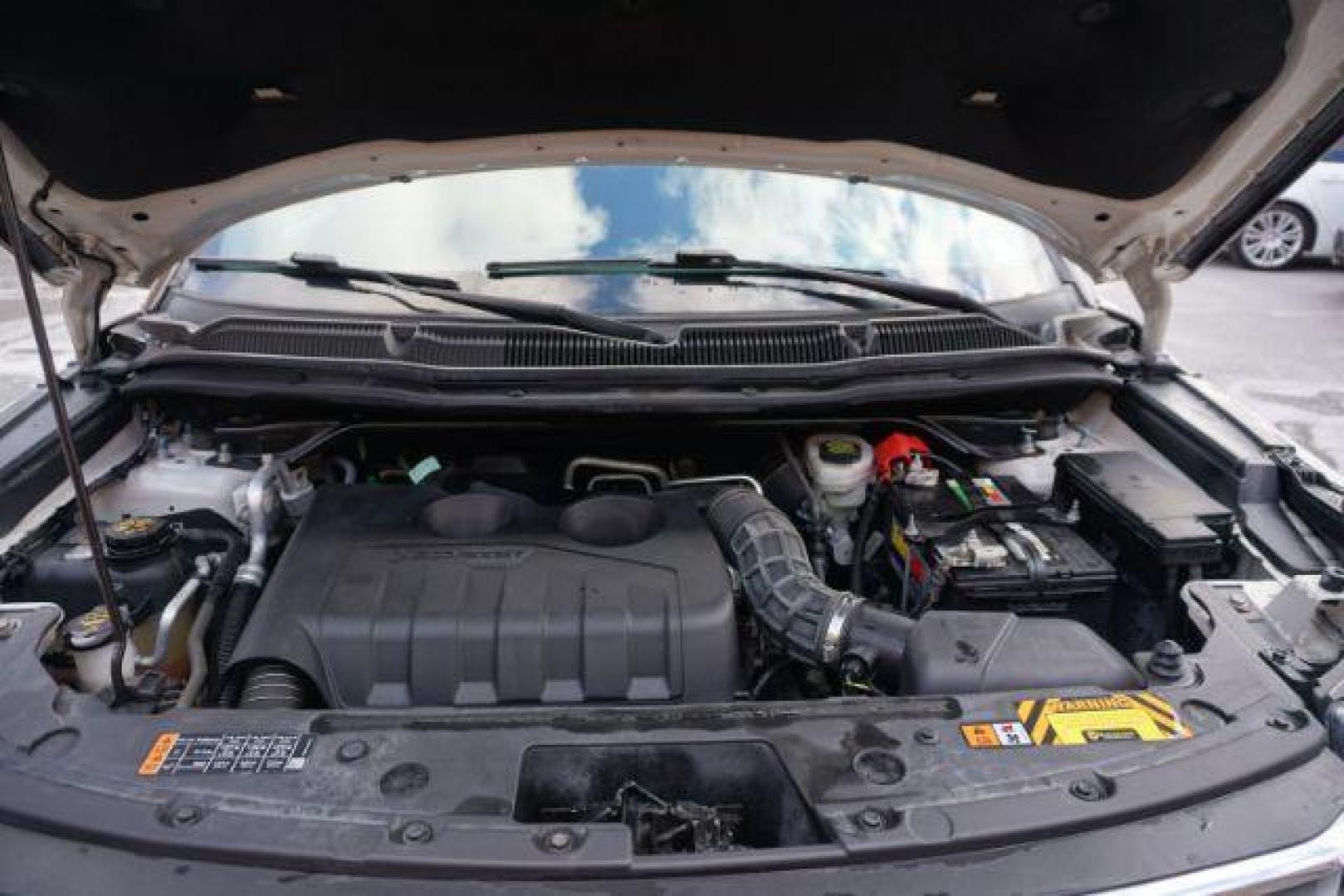 2017 Oxford White /Dark Earth Gray Ford Explorer XLT (1FM5K8DH4HG) , located at 312 Centre Ave, Schuylkill Haven, PA, 17972, (570) 593-5278, 40.638130, -76.177383 - Photo#23