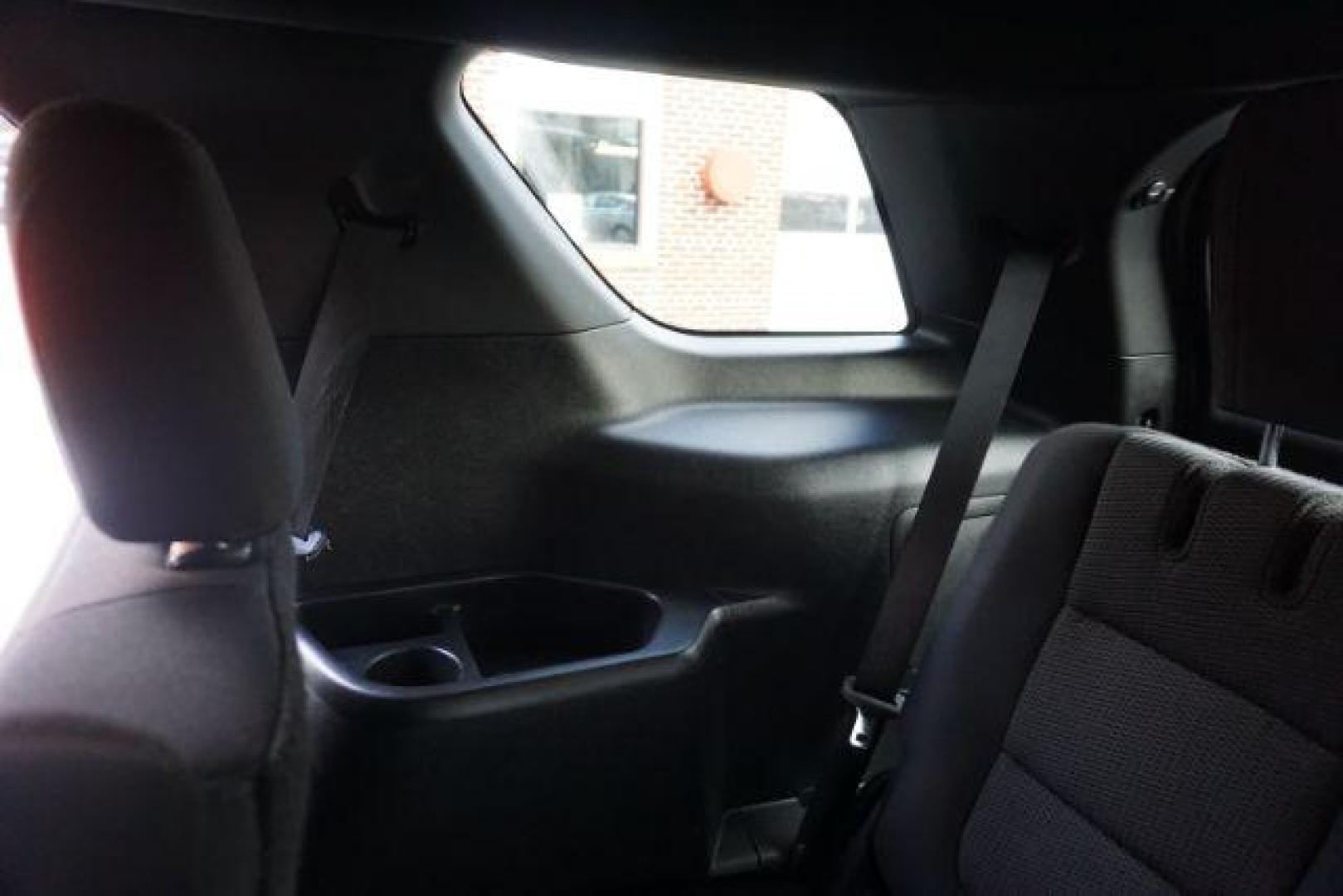 2017 Oxford White /Dark Earth Gray Ford Explorer XLT (1FM5K8DH4HG) , located at 312 Centre Ave, Schuylkill Haven, PA, 17972, (570) 593-5278, 40.638130, -76.177383 - Photo#37