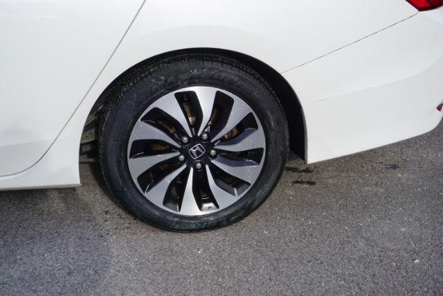 2017 White Orchid Pearl /Ivory Honda Accord Hybrid EX-L (JHMCR6F59HC) with an 2L I-4 DOHC engine, located at 312 Centre Ave, Schuylkill Haven, PA, 17972, (570) 593-5278, 40.638130, -76.177383 - Photo#8