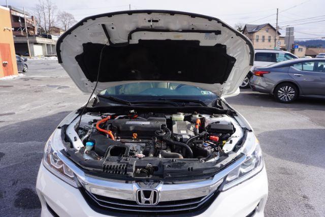 2017 White Orchid Pearl /Ivory Honda Accord Hybrid EX-L (JHMCR6F59HC) with an 2L I-4 DOHC engine, located at 312 Centre Ave, Schuylkill Haven, PA, 17972, (570) 593-5278, 40.638130, -76.177383 - Photo#21