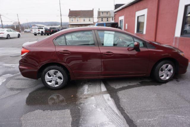 2015 Crimson Pearl /Beige Honda Civic LX (19XFB2F51FE) with an 1.8L I-4 i-VTEC variable valve control engine, located at 312 Centre Ave, Schuylkill Haven, PA, 17972, (570) 593-5278, 40.638130, -76.177383 - Photo#12