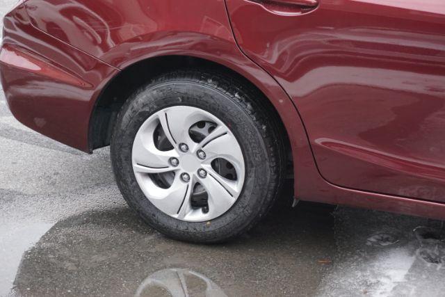 2015 Crimson Pearl /Beige Honda Civic LX (19XFB2F51FE) with an 1.8L I-4 i-VTEC variable valve control engine, located at 312 Centre Ave, Schuylkill Haven, PA, 17972, (570) 593-5278, 40.638130, -76.177383 - Photo#19