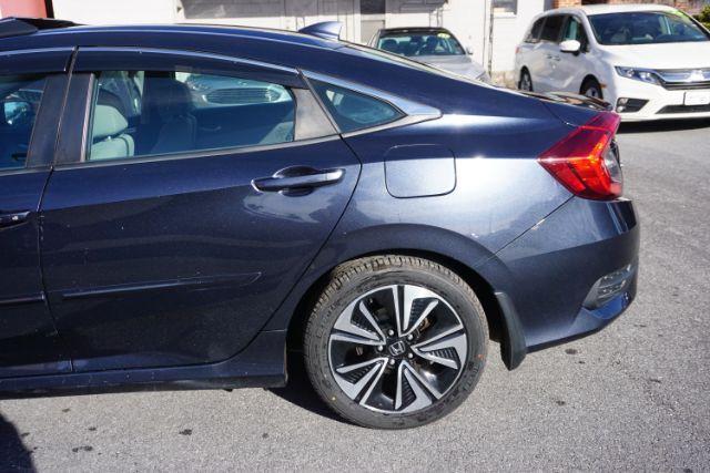 2017 Cosmic Blue Metallic /Black Honda Civic EX-T (19XFC1F38HE) with an 1.5L I-4 gasoline direct injection engine, located at 312 Centre Ave, Schuylkill Haven, PA, 17972, (570) 593-5278, 40.638130, -76.177383 - Photo#5