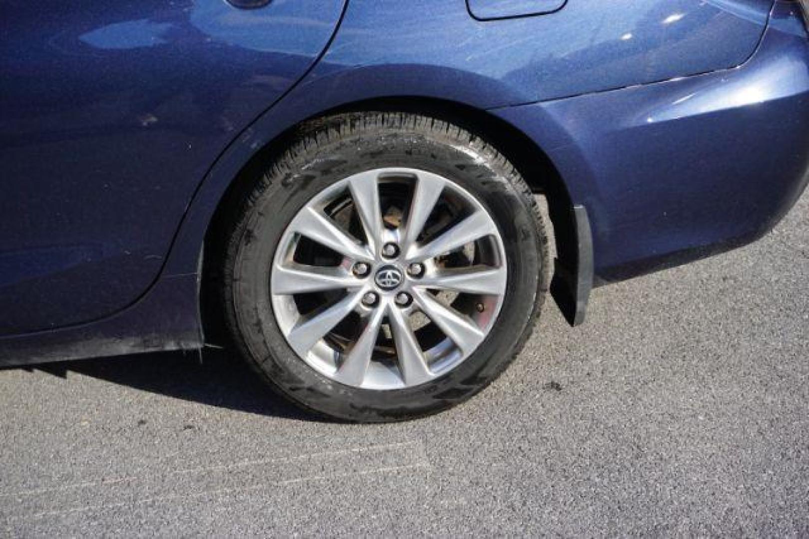 2016 Blue Crush Metallic /Almond Toyota Camry XLE (4T1BF1FK6GU) with an 2.5L I-4 DOHC engine, located at 312 Centre Ave, Schuylkill Haven, PA, 17972, (570) 593-5278, 40.638130, -76.177383- Photo#6