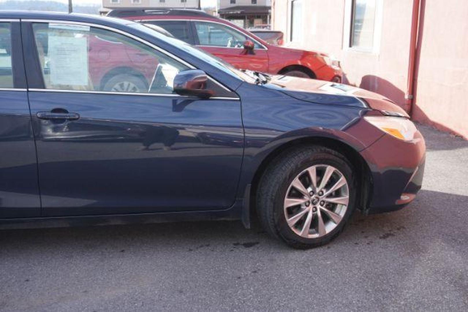 2016 Blue Crush Metallic /Almond Toyota Camry XLE (4T1BF1FK6GU) with an 2.5L I-4 DOHC engine, located at 312 Centre Ave, Schuylkill Haven, PA, 17972, (570) 593-5278, 40.638130, -76.177383- Photo#14