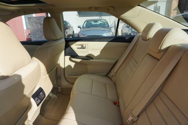 2016 Blue Crush Metallic /Almond Toyota Camry XLE (4T1BF1FK6GU) with an 2.5L I-4 DOHC engine, located at 312 Centre Ave, Schuylkill Haven, PA, 17972, (570) 593-5278, 40.638130, -76.177383 - Photo#33