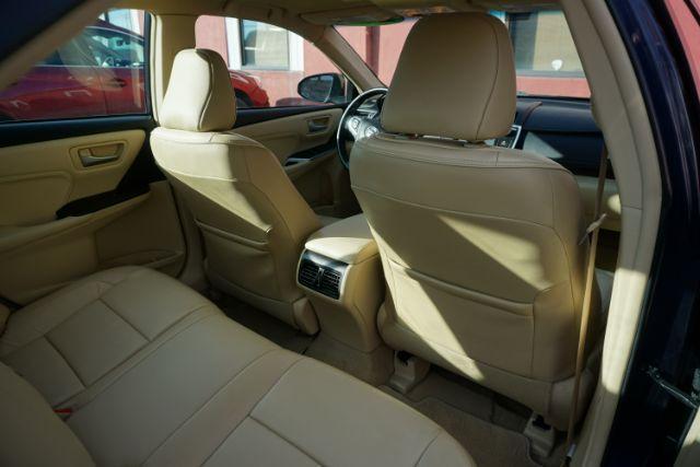 2016 Blue Crush Metallic /Almond Toyota Camry XLE (4T1BF1FK6GU) with an 2.5L I-4 DOHC engine, located at 312 Centre Ave, Schuylkill Haven, PA, 17972, (570) 593-5278, 40.638130, -76.177383 - Photo#41