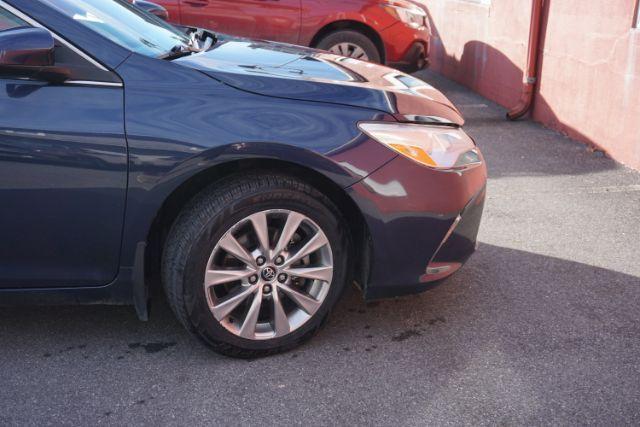 2016 Blue Crush Metallic /Almond Toyota Camry XLE (4T1BF1FK6GU) with an 2.5L I-4 DOHC engine, located at 312 Centre Ave, Schuylkill Haven, PA, 17972, (570) 593-5278, 40.638130, -76.177383 - Photo#63