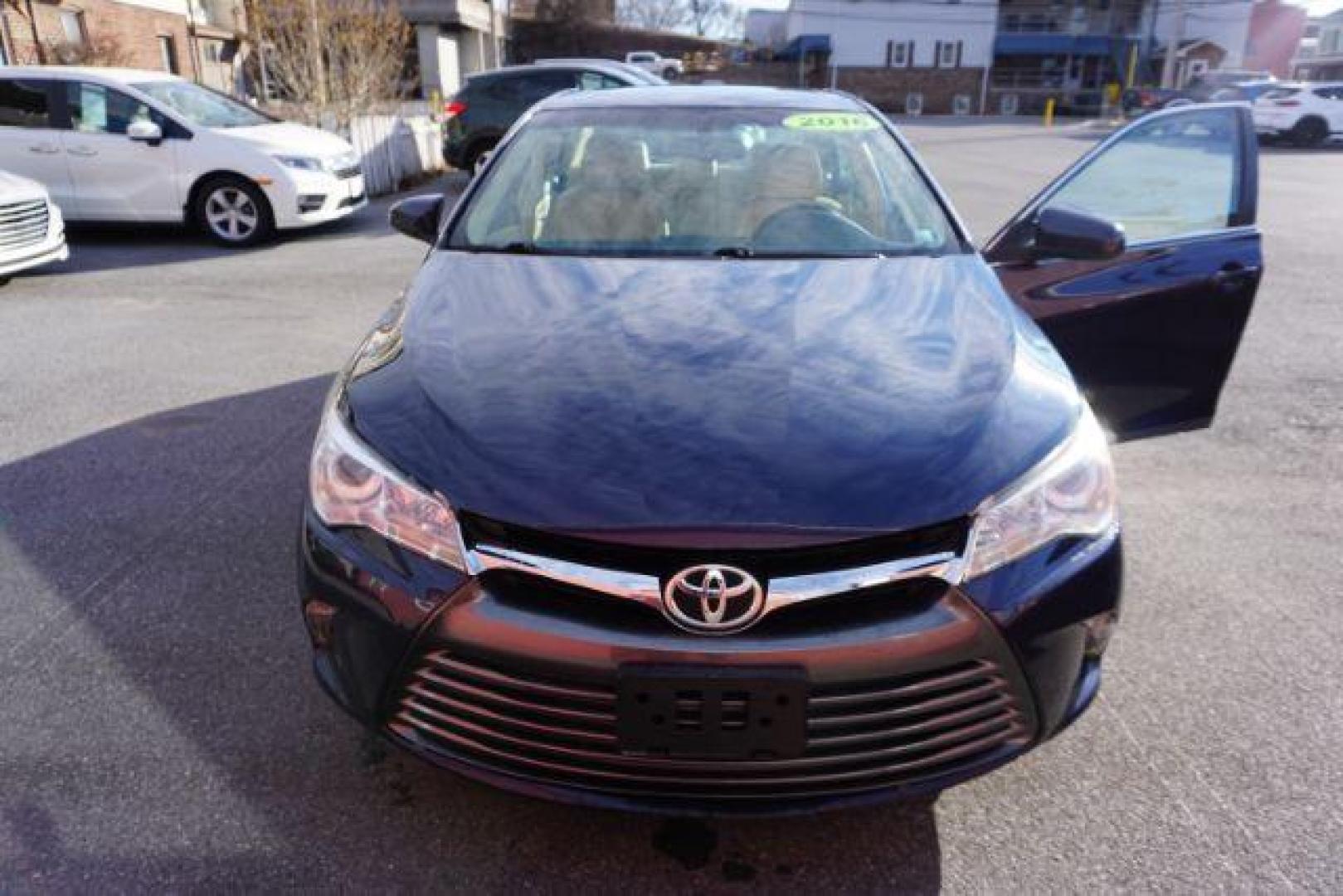 2016 Blue Crush Metallic /Almond Toyota Camry XLE (4T1BF1FK6GU) with an 2.5L I-4 DOHC engine, located at 312 Centre Ave, Schuylkill Haven, PA, 17972, (570) 593-5278, 40.638130, -76.177383- Photo#68