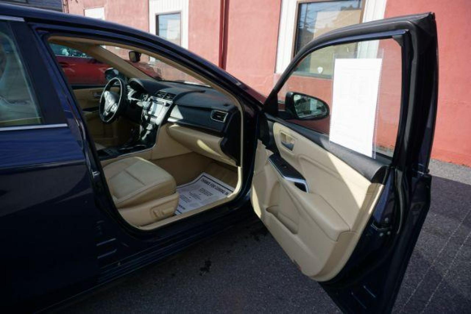2016 Blue Crush Metallic /Almond Toyota Camry XLE (4T1BF1FK6GU) with an 2.5L I-4 DOHC engine, located at 312 Centre Ave, Schuylkill Haven, PA, 17972, (570) 593-5278, 40.638130, -76.177383- Photo#91