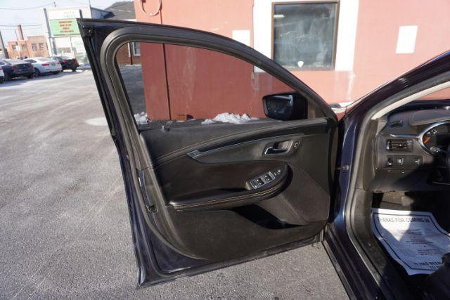2018 Blue Velvet Metallic /Jet Black Chevrolet Impala 1LT (2G1105S34J9) with an Ecotec 2.5L I-4 gasoline direct injection engine, located at 312 Centre Ave, Schuylkill Haven, PA, 17972, (570) 593-5278, 40.638130, -76.177383 - Photo#31