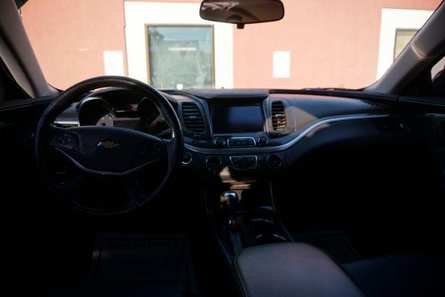 2018 Blue Velvet Metallic /Jet Black Chevrolet Impala 1LT (2G1105S34J9) with an Ecotec 2.5L I-4 gasoline direct injection engine, located at 312 Centre Ave, Schuylkill Haven, PA, 17972, (570) 593-5278, 40.638130, -76.177383 - Photo#34