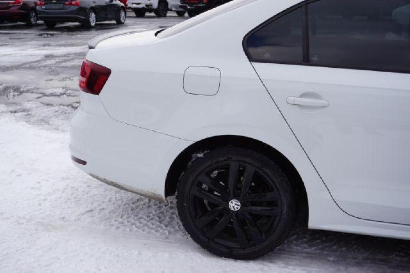 2018 Pure White w/Black Roof /Titan Black w/Black Headliner Volkswagen Jetta 1.8T SE Sport (3VWD17AJ9JM) with an 1.8L I-4 gasoline direct injection engine, located at 312 Centre Ave, Schuylkill Haven, PA, 17972, (570) 593-5278, 40.638130, -76.177383 - Photo#17