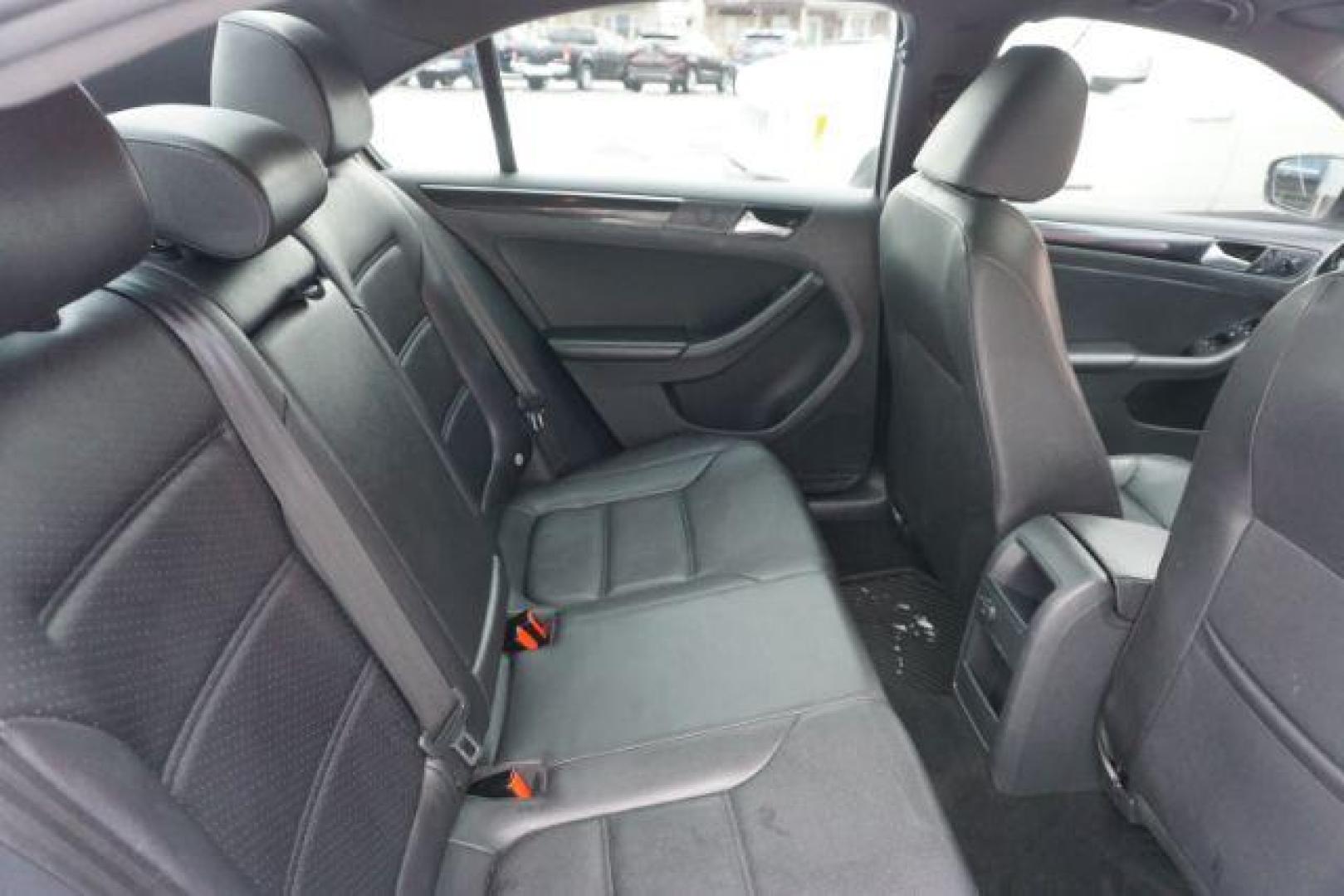 2018 Pure White w/Black Roof /Titan Black w/Black Headliner Volkswagen Jetta 1.8T SE Sport (3VWD17AJ9JM) with an 1.8L I-4 gasoline direct injection engine, located at 312 Centre Ave, Schuylkill Haven, PA, 17972, (570) 593-5278, 40.638130, -76.177383 - Photo#42