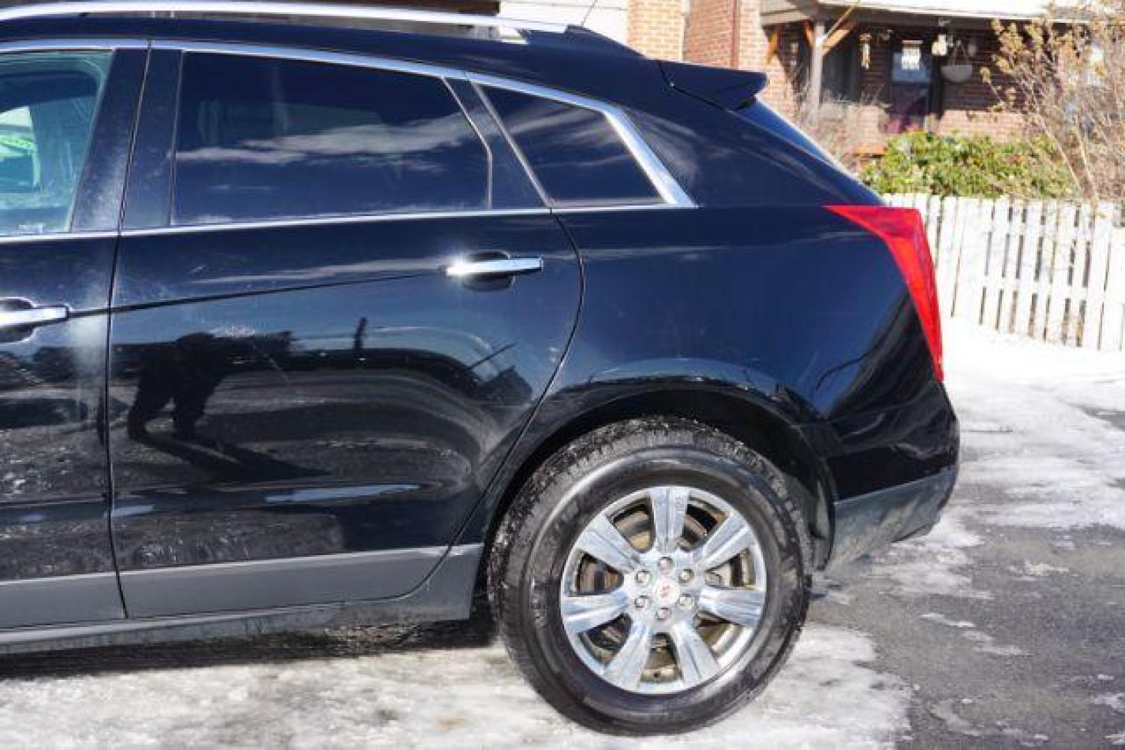 2016 Black Raven /Ebony/Ebony Accents Cadillac SRX Luxury Collection (3GYFNEE39GS) with an 3.6L V-6 gasoline direct injection engine, located at 312 Centre Ave, Schuylkill Haven, PA, 17972, (570) 593-5278, 40.638130, -76.177383 - Photo#4