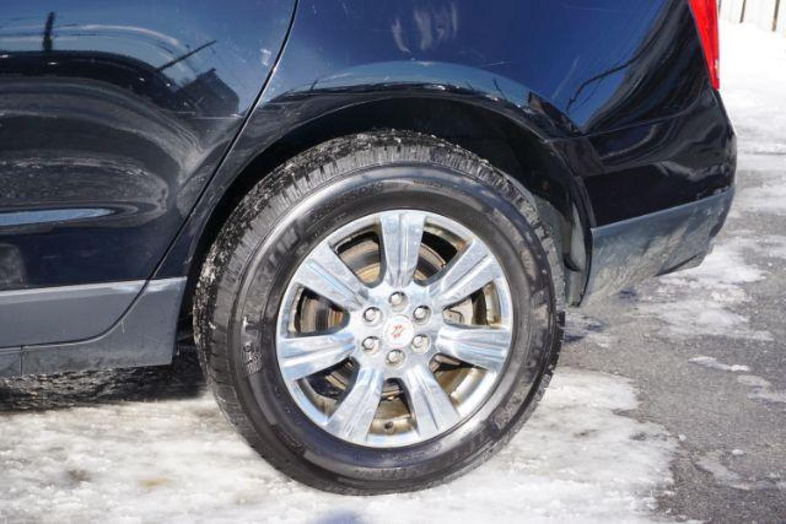 2016 Black Raven /Ebony/Ebony Accents Cadillac SRX Luxury Collection (3GYFNEE39GS) with an 3.6L V-6 gasoline direct injection engine, located at 312 Centre Ave, Schuylkill Haven, PA, 17972, (570) 593-5278, 40.638130, -76.177383 - Photo#7