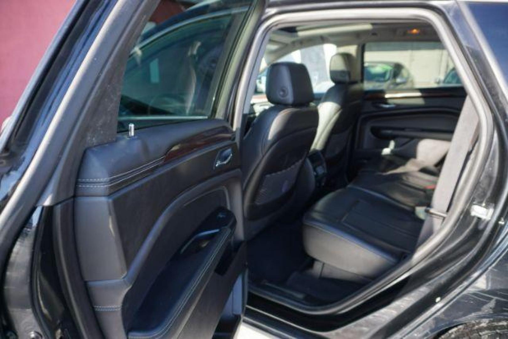 2016 Black Raven /Ebony/Ebony Accents Cadillac SRX Luxury Collection (3GYFNEE39GS) with an 3.6L V-6 gasoline direct injection engine, located at 312 Centre Ave, Schuylkill Haven, PA, 17972, (570) 593-5278, 40.638130, -76.177383 - Photo#34