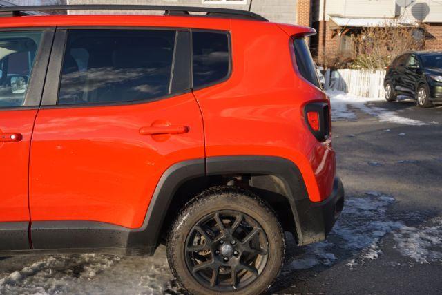 2020 Colorado Red Clearcoat /Black Jeep Renegade Latitude 4X4 (ZACNJBBBXLP) , located at 312 Centre Ave, Schuylkill Haven, PA, 17972, (570) 593-5278, 40.638130, -76.177383 - Photo#5