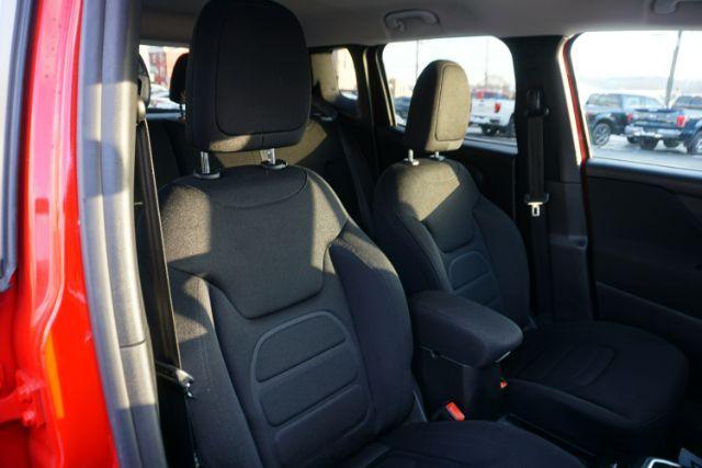 2020 Colorado Red Clearcoat /Black Jeep Renegade Latitude 4X4 (ZACNJBBBXLP) , located at 312 Centre Ave, Schuylkill Haven, PA, 17972, (570) 593-5278, 40.638130, -76.177383 - Photo#50