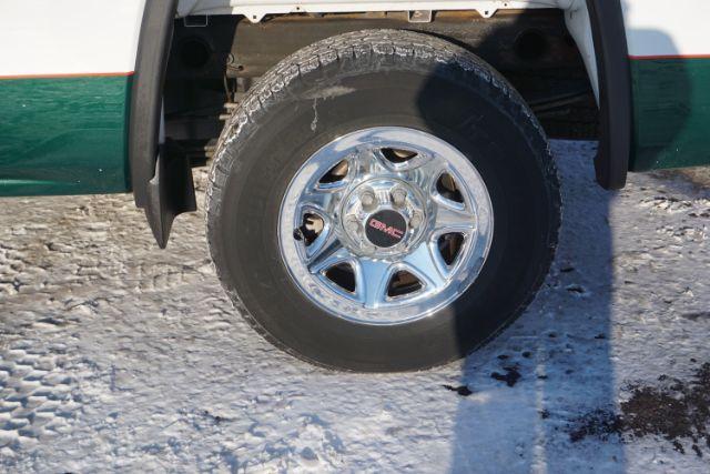 2014 Green and white /gray GMC Sierra 1500 sl (1GTN2TEC7EZ) , located at 312 Centre Ave, Schuylkill Haven, PA, 17972, (570) 593-5278, 40.638130, -76.177383 - Photo#6