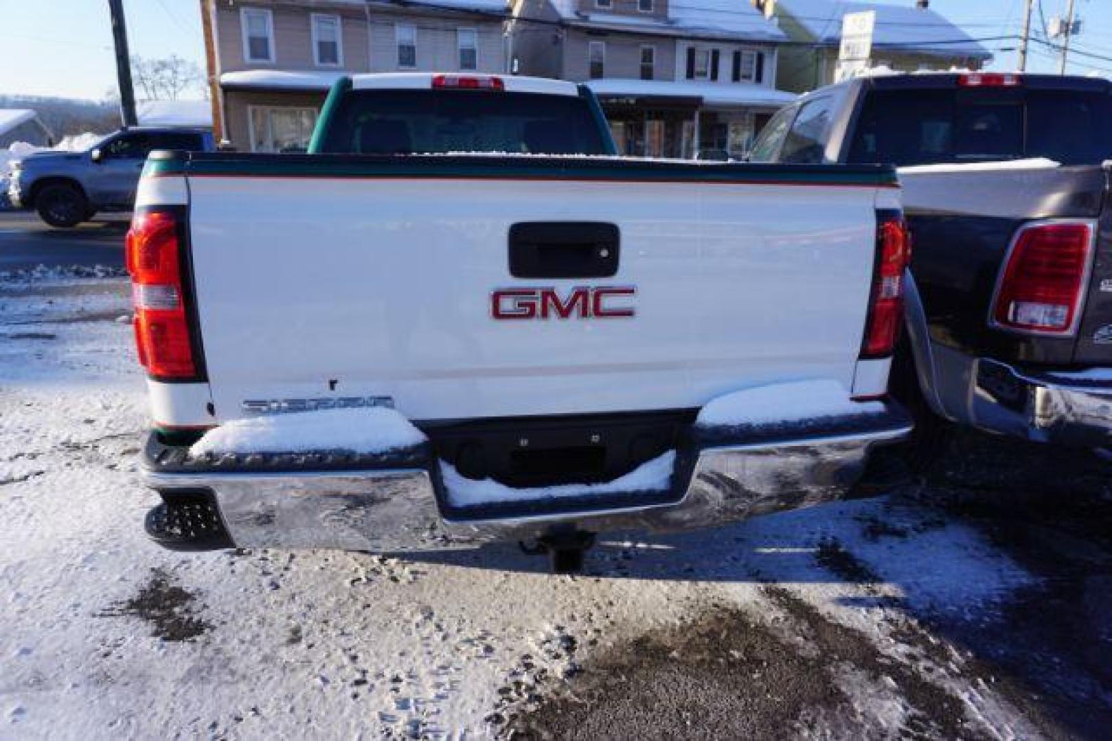 2014 Green and white /gray GMC Sierra 1500 sl (1GTN2TEC7EZ) with an 5.3L v8 engine, located at 312 Centre Ave, Schuylkill Haven, PA, 17972, (570) 593-5278, 40.638130, -76.177383 - Photo#8