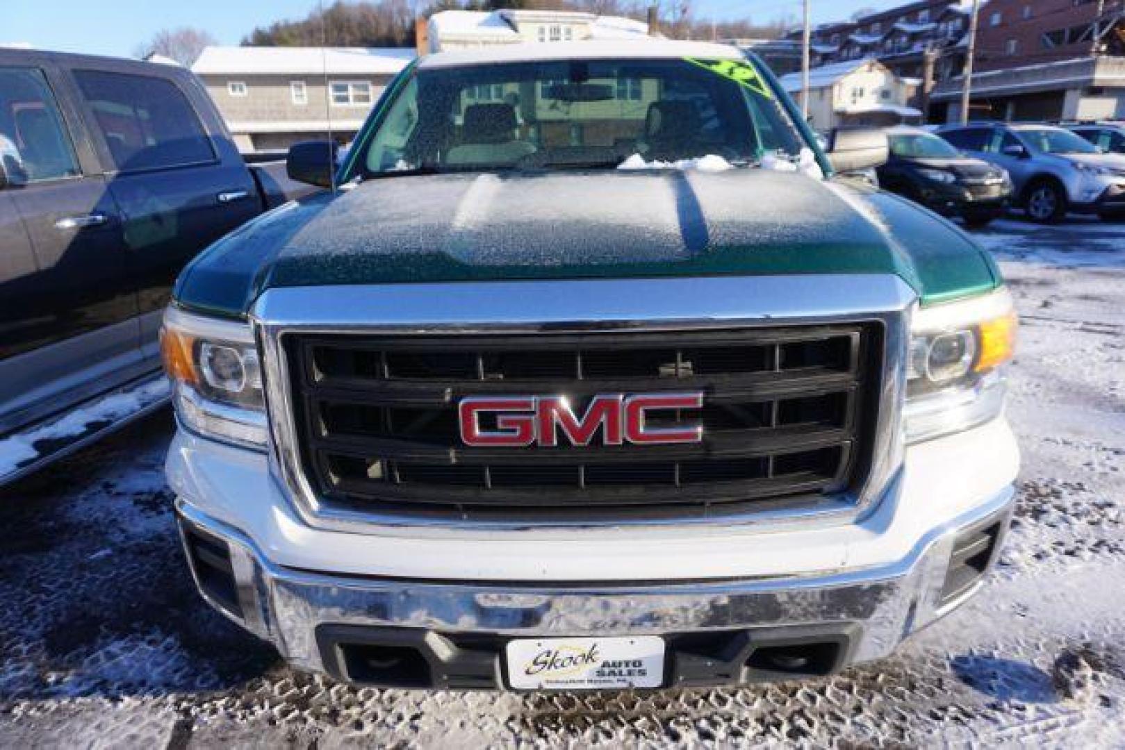 2014 Green and white /gray GMC Sierra 1500 sl (1GTN2TEC7EZ) with an 5.3L v8 engine, located at 312 Centre Ave, Schuylkill Haven, PA, 17972, (570) 593-5278, 40.638130, -76.177383 - Photo#16