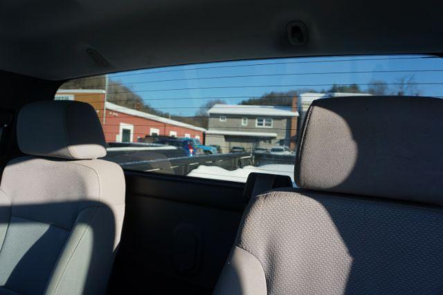 2014 Green and white /gray GMC Sierra 1500 sl (1GTN2TEC7EZ) , located at 312 Centre Ave, Schuylkill Haven, PA, 17972, (570) 593-5278, 40.638130, -76.177383 - Photo#23