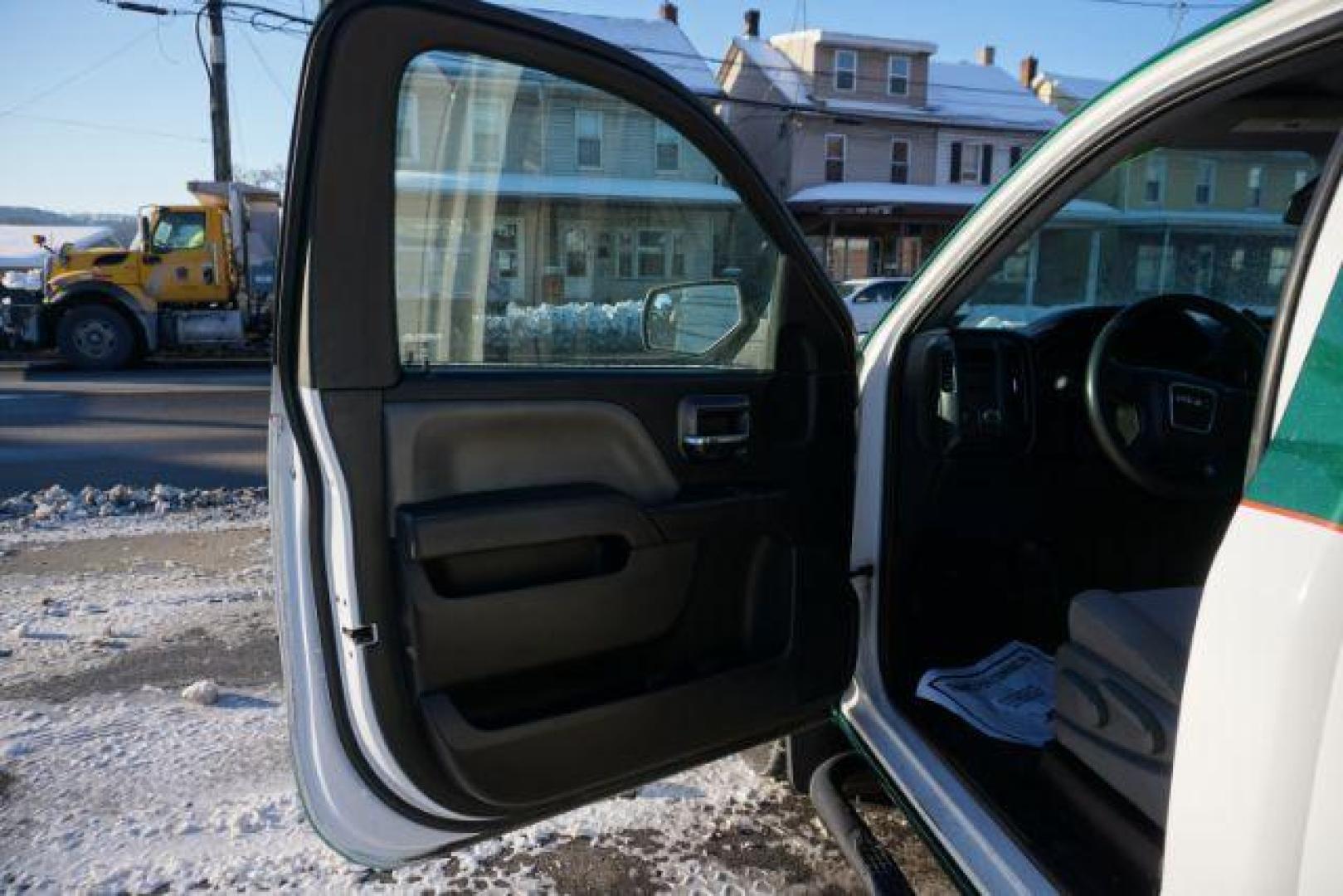 2014 Green and white /gray GMC Sierra 1500 sl (1GTN2TEC7EZ) with an 5.3L v8 engine, located at 312 Centre Ave, Schuylkill Haven, PA, 17972, (570) 593-5278, 40.638130, -76.177383 - Photo#28
