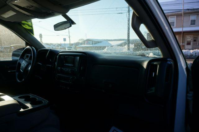 2014 Green and white /gray GMC Sierra 1500 sl (1GTN2TEC7EZ) , located at 312 Centre Ave, Schuylkill Haven, PA, 17972, (570) 593-5278, 40.638130, -76.177383 - Photo#32