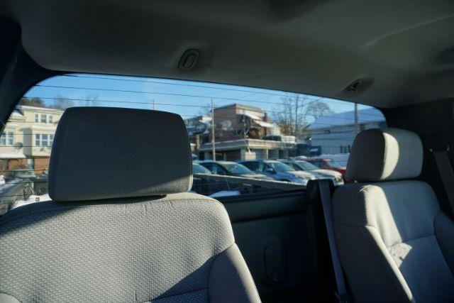 2014 Green and white /gray GMC Sierra 1500 sl (1GTN2TEC7EZ) , located at 312 Centre Ave, Schuylkill Haven, PA, 17972, (570) 593-5278, 40.638130, -76.177383 - Photo#33