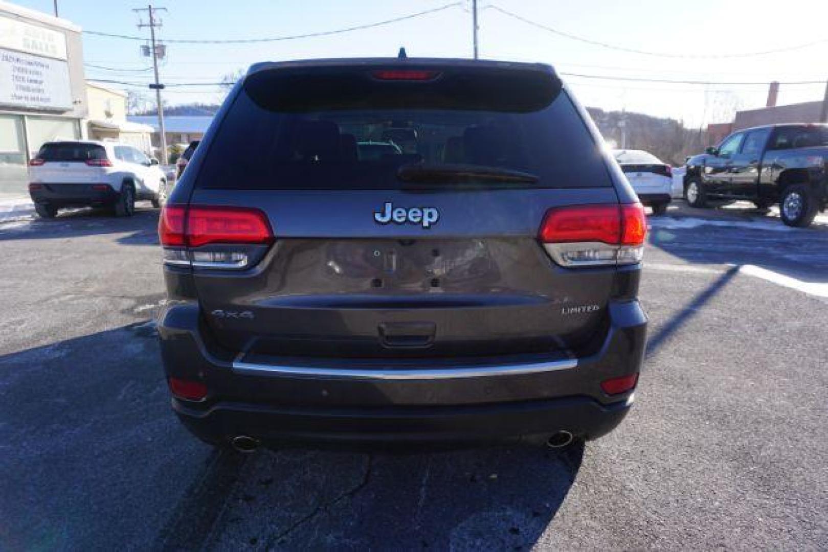 2014 Granite Crystal Metallic Clearcoat /Black/Light Frost Beige Jeep Grand Cherokee Limited (1C4RJFBG7EC) , located at 312 Centre Ave, Schuylkill Haven, PA, 17972, (570) 593-5278, 40.638130, -76.177383 - Photo#10
