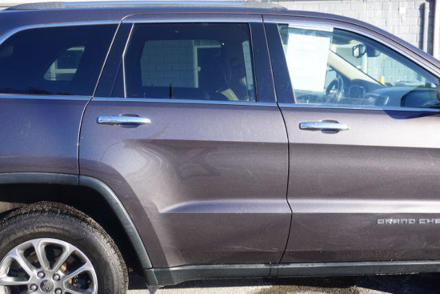 2014 Granite Crystal Metallic Clearcoat /Black/Light Frost Beige Jeep Grand Cherokee Limited (1C4RJFBG7EC) , located at 312 Centre Ave, Schuylkill Haven, PA, 17972, (570) 593-5278, 40.638130, -76.177383 - Photo#16