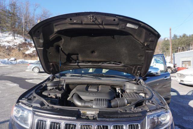 2014 Granite Crystal Metallic Clearcoat /Black/Light Frost Beige Jeep Grand Cherokee Limited (1C4RJFBG7EC) , located at 312 Centre Ave, Schuylkill Haven, PA, 17972, (570) 593-5278, 40.638130, -76.177383 - Photo#24