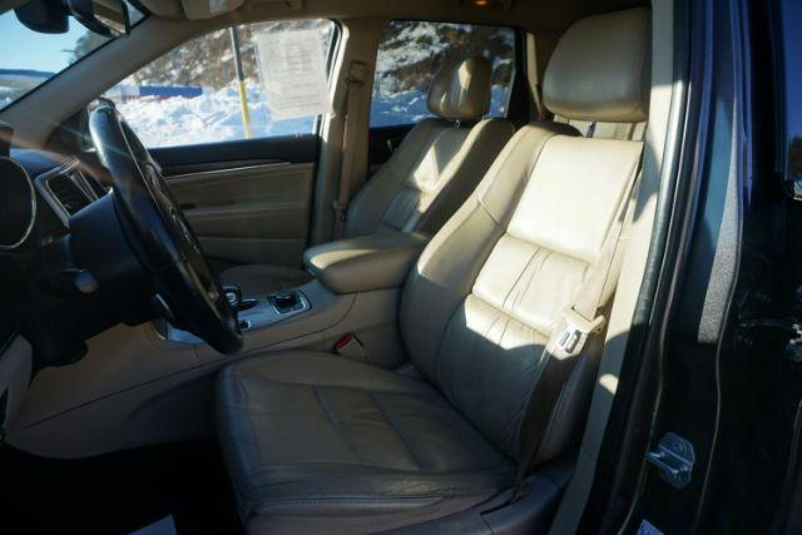 2014 Granite Crystal Metallic Clearcoat /Black/Light Frost Beige Jeep Grand Cherokee Limited (1C4RJFBG7EC) , located at 312 Centre Ave, Schuylkill Haven, PA, 17972, (570) 593-5278, 40.638130, -76.177383 - Photo#28