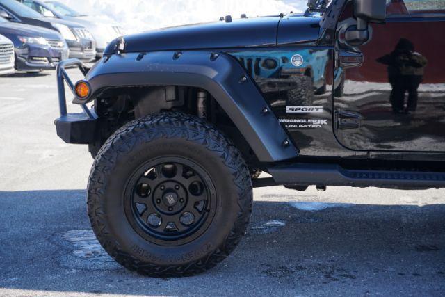 2018 Black Clearcoat /Black Jeep Wrangler JK Unlimited Sport 4x4 (1C4BJWDG3JL) with an Pentastar 3.6L V-6 DOHC engine, located at 312 Centre Ave, Schuylkill Haven, PA, 17972, (570) 593-5278, 40.638130, -76.177383 - Photo#16