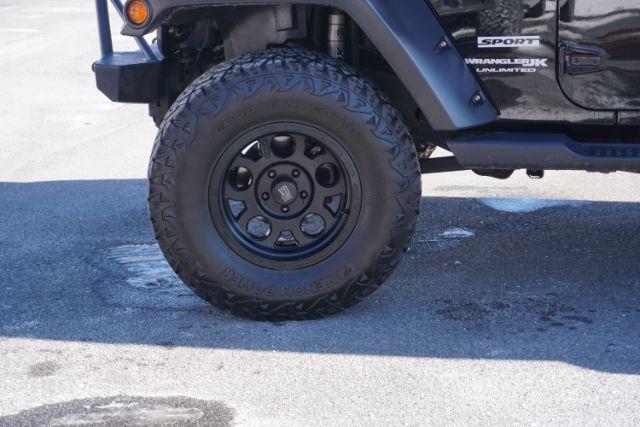 2018 Black Clearcoat /Black Jeep Wrangler JK Unlimited Sport 4x4 (1C4BJWDG3JL) with an Pentastar 3.6L V-6 DOHC engine, located at 312 Centre Ave, Schuylkill Haven, PA, 17972, (570) 593-5278, 40.638130, -76.177383 - Photo#17