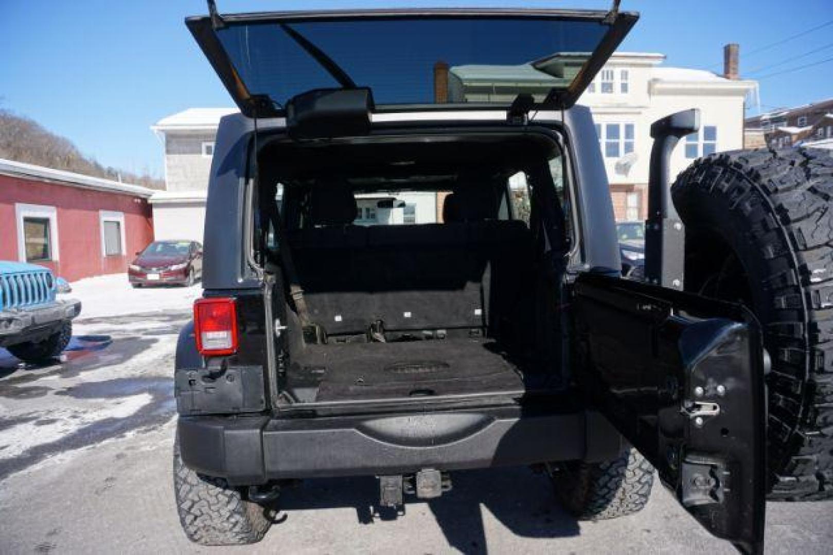 2018 Black Clearcoat /Black Jeep Wrangler JK Unlimited Sport 4x4 (1C4BJWDG3JL) with an Pentastar 3.6L V-6 DOHC engine, located at 312 Centre Ave, Schuylkill Haven, PA, 17972, (570) 593-5278, 40.638130, -76.177383 - Photo#25