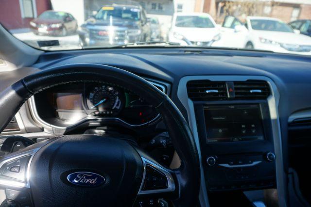 2015 Bronze Fire Metallic Tinted Clearcoat /Ebony Ford Fusion SE (3FA6P0T95FR) with an EcoBoost 2L I-4 gasoline direct injection engine, located at 312 Centre Ave, Schuylkill Haven, PA, 17972, (570) 593-5278, 40.638130, -76.177383 - Photo#33